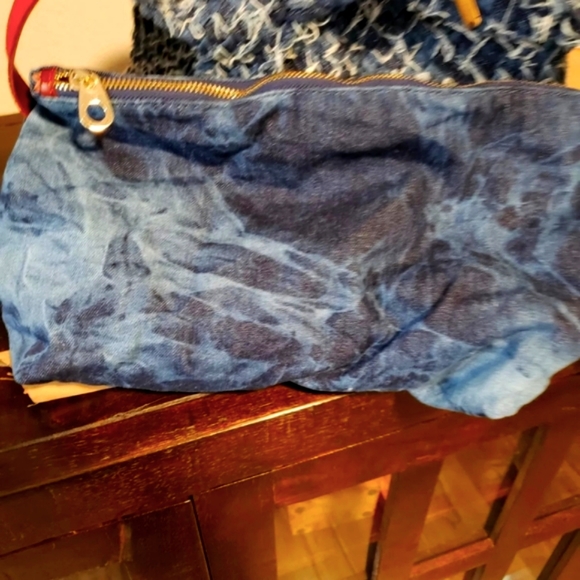 MONSERAT DE LUCCA Faded Denim Woven Tote RaRe** - Picture 3 of 10